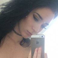 ellieb977