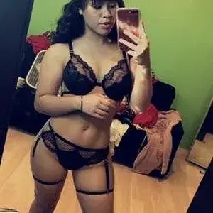 She Squatted Naked in the Mirror and Snapped Twice