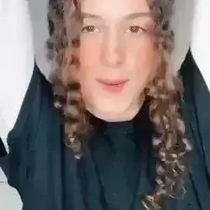 She Licked Her Fingers, Snapped a Pic, and Moaned